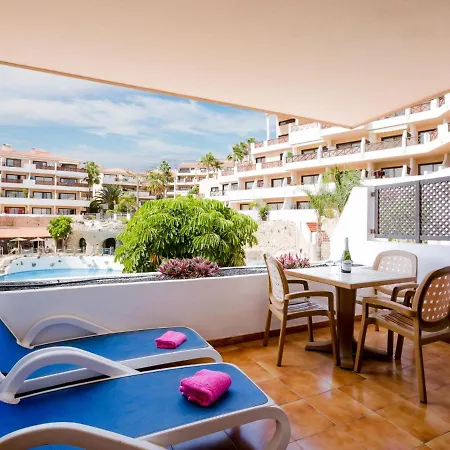 224 Royal Park Albatros Ac Heated Pool Apartman